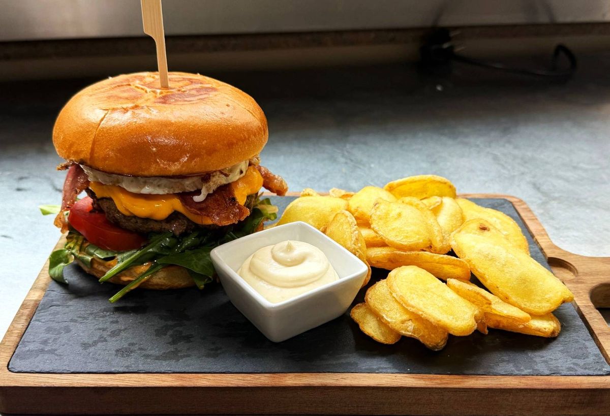 Burger Egg
